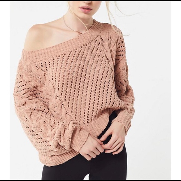 Urban Outfitters Sweaters - Urban Outfitters “Rosie” Oversized Sweater
